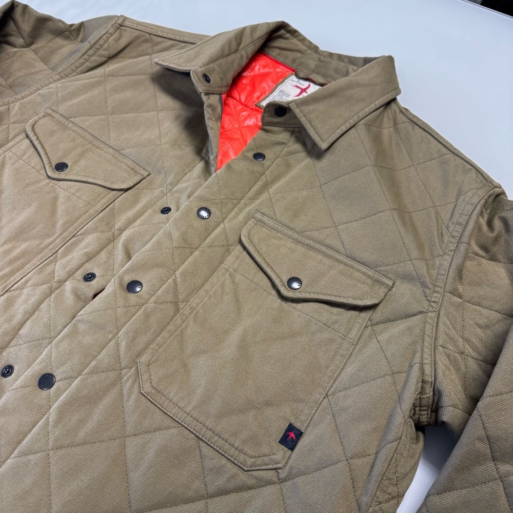 Relwen Quilted Tan Shirt Jacket EUC Size Large - Picture 8 of 9